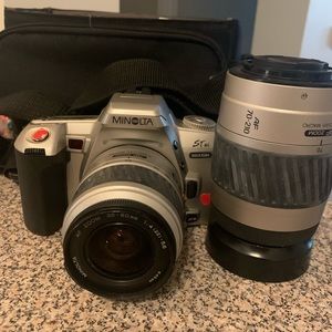 Minolta Maxxum Camera